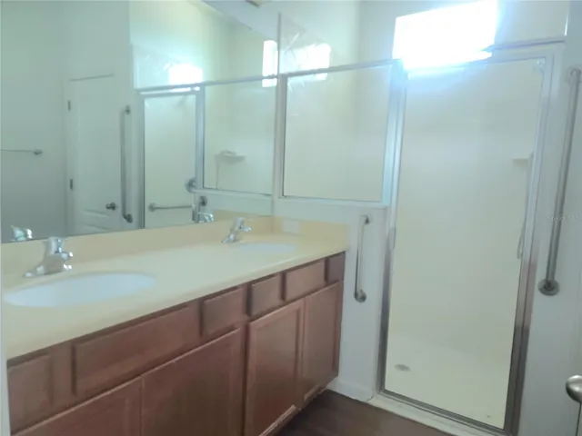 En Suite Bath