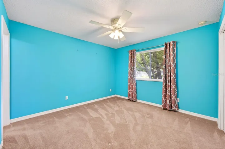Second floor/fifth bedroom.