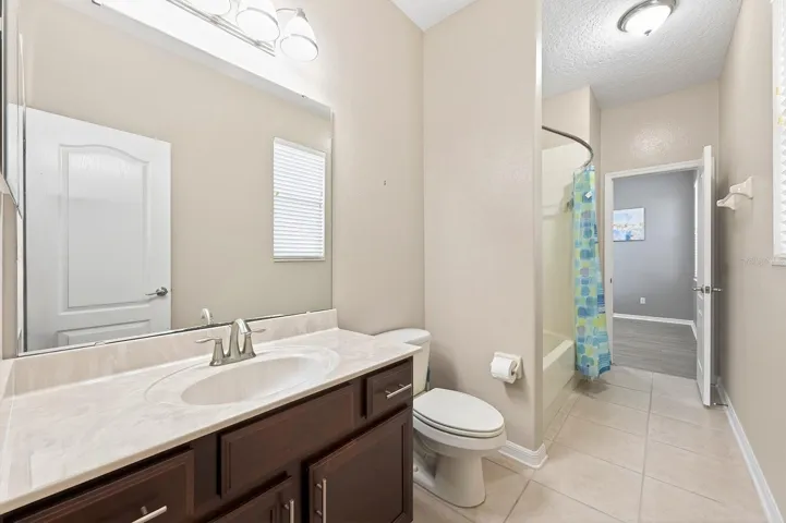 Jack & Jill Bath.