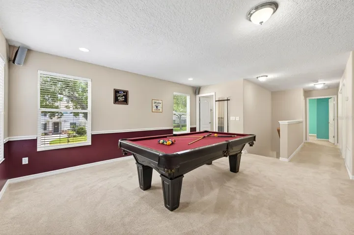 Huge bonus/gaming loft.