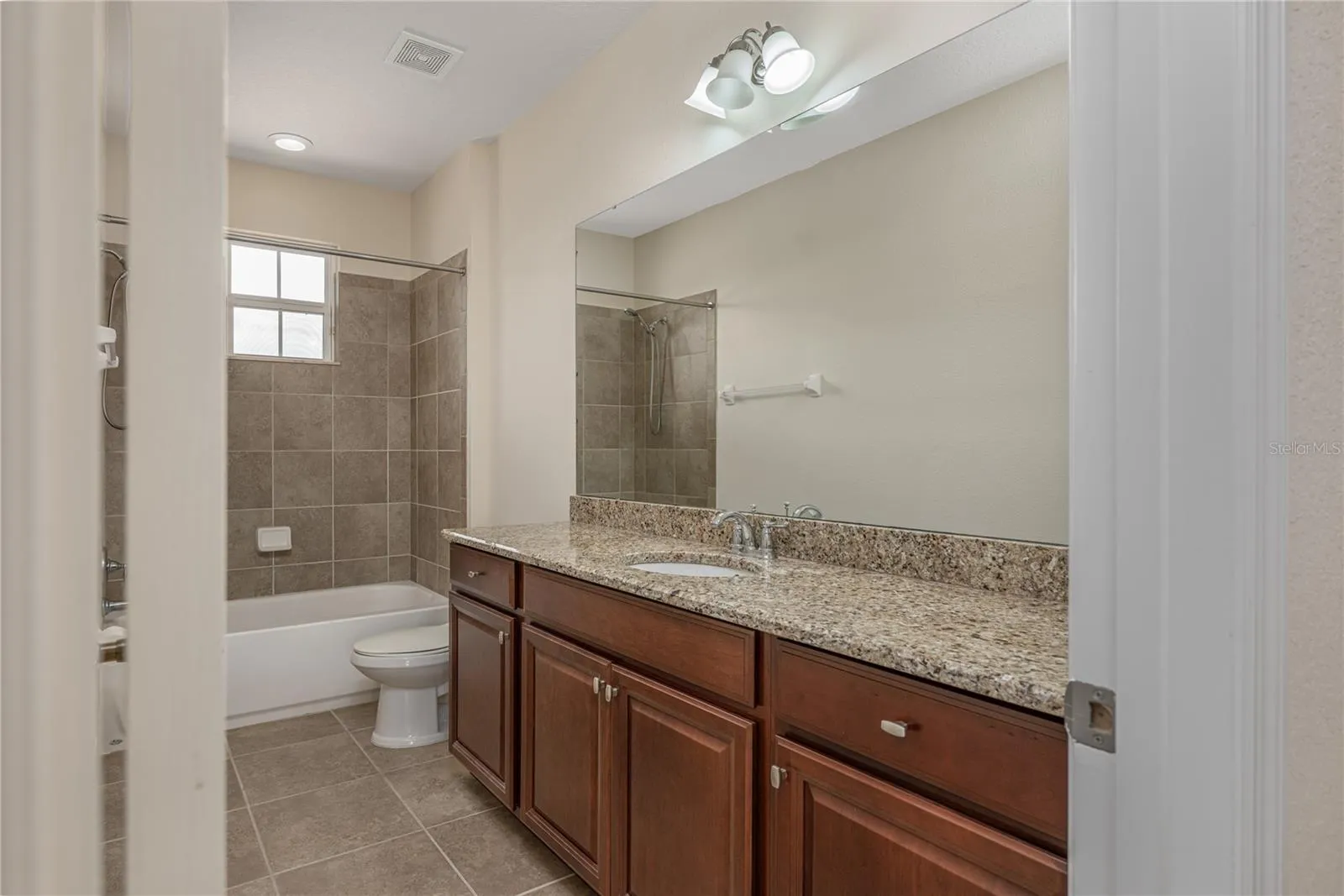 Spacious Hall bathroom