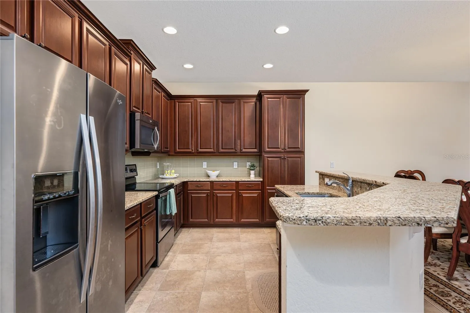Spacious kitchen