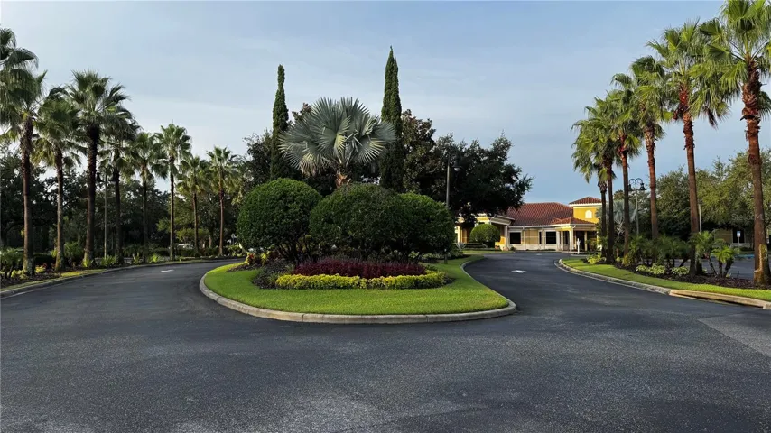 ENTRANCE WAY TO CLUB HOUSE