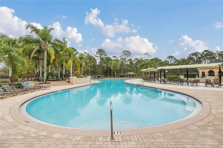 Community pool / community amenities