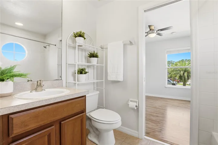Jack & Jill bathroom 3