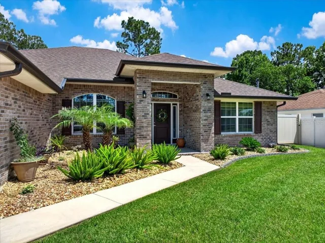 Well maintained house, nothing to do waits for new owners!