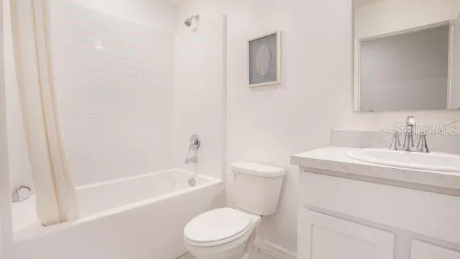 Model home - actual features may vary.