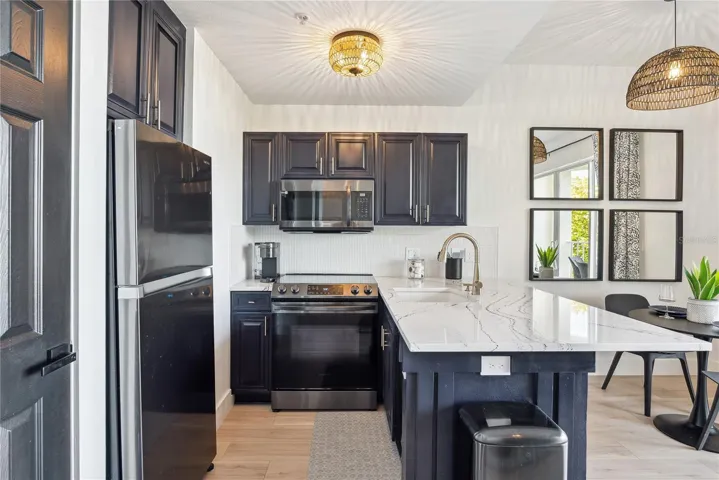Spacious kitchen with Cambria Quartz 