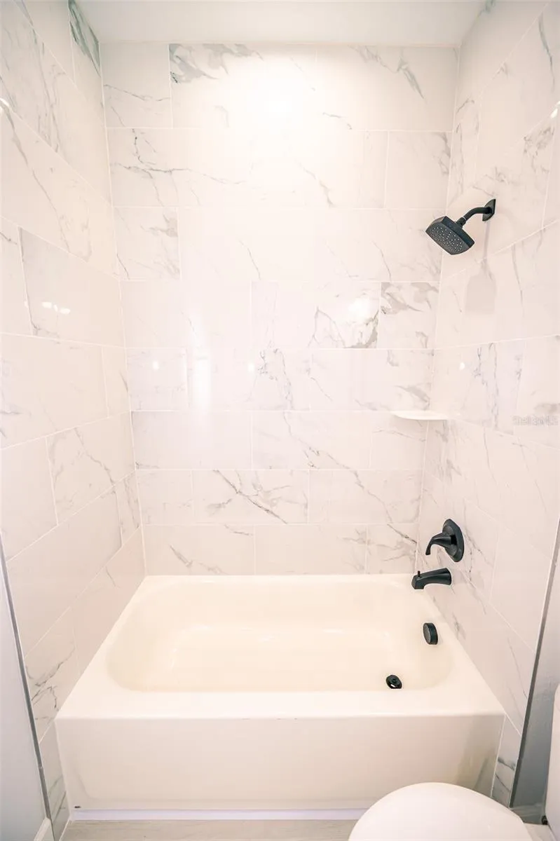 Shower/tub combo