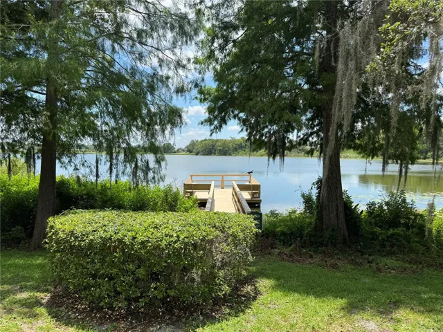 Community lake look out