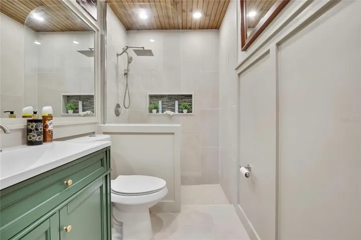 down the hall 3rd elegant full bathroom,