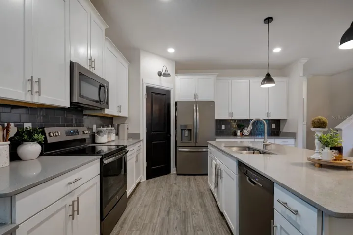Large kitchen island