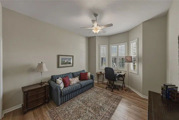 Guest bedroom 1