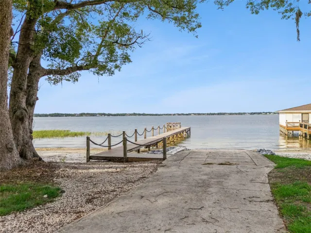 Kelso community boat ramp to Lake Butler and 13 lake chain