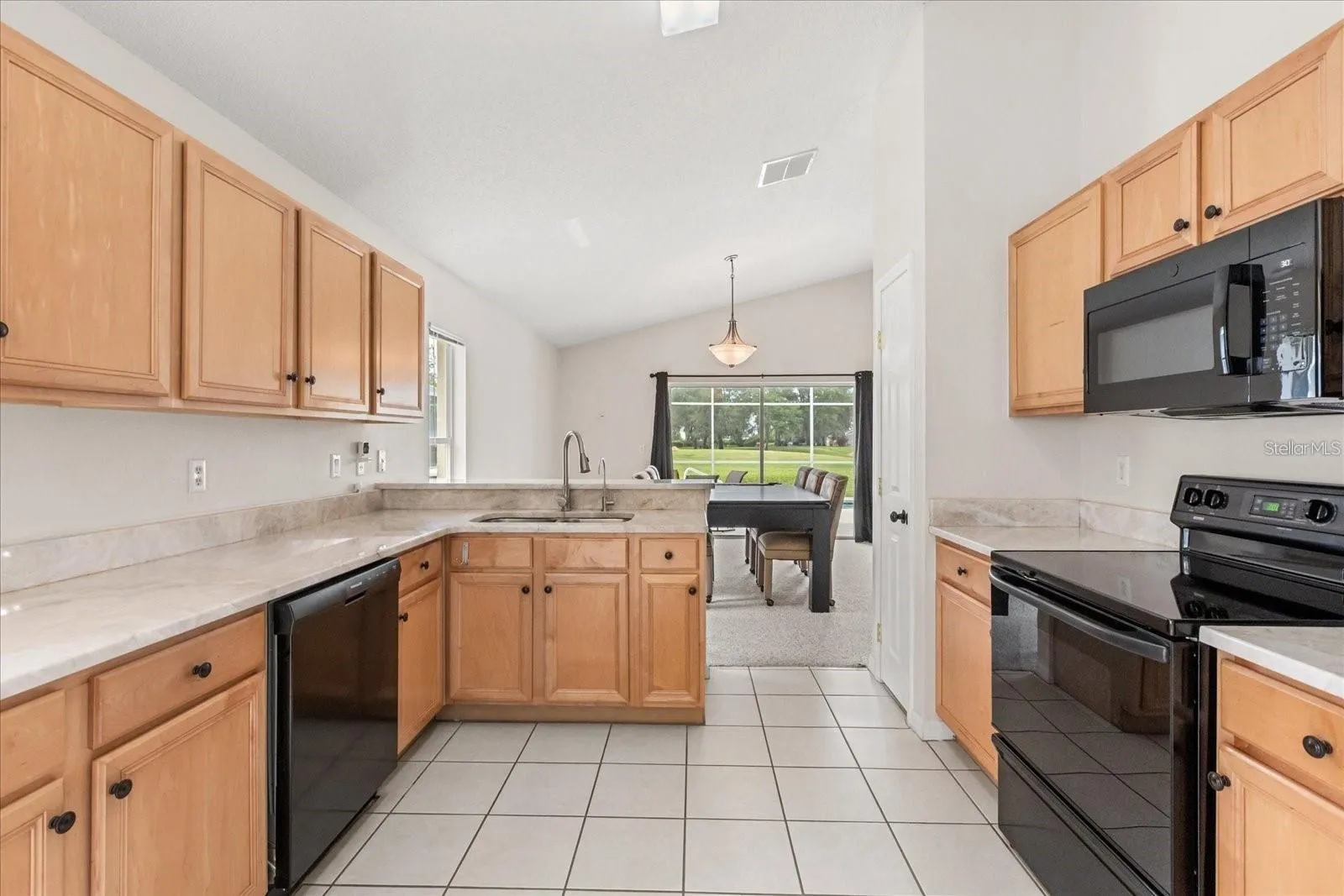 Well appointed kitchen with ample counter and cabinet space