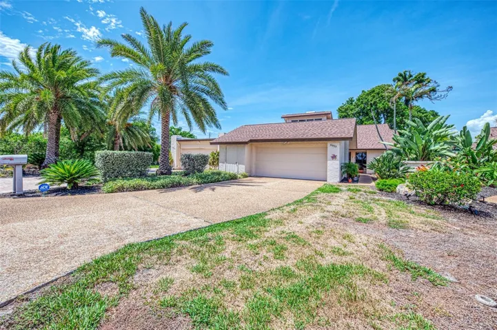 Seller loves the long drive way - holds 6 cars