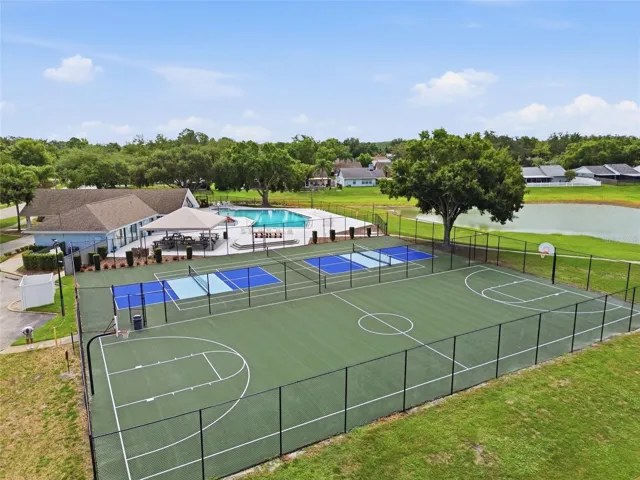 Community Basketball, Tennis & Pickleball Courts