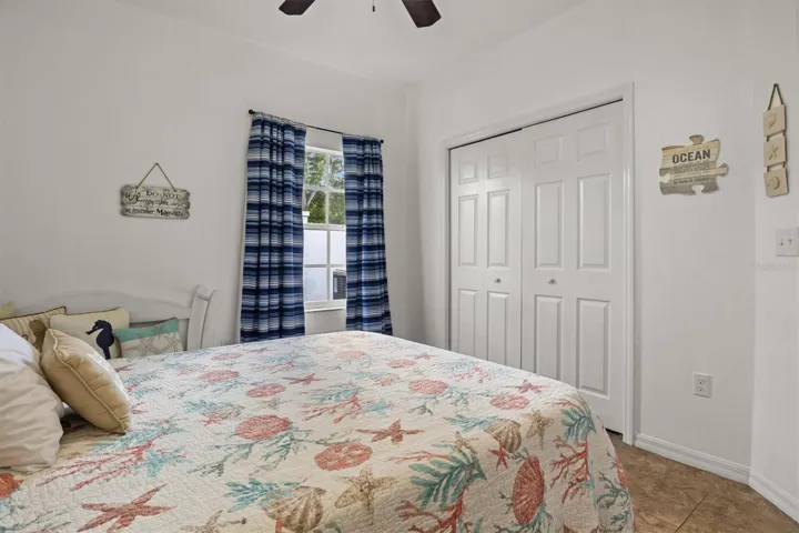 Bedroom 4 by living room