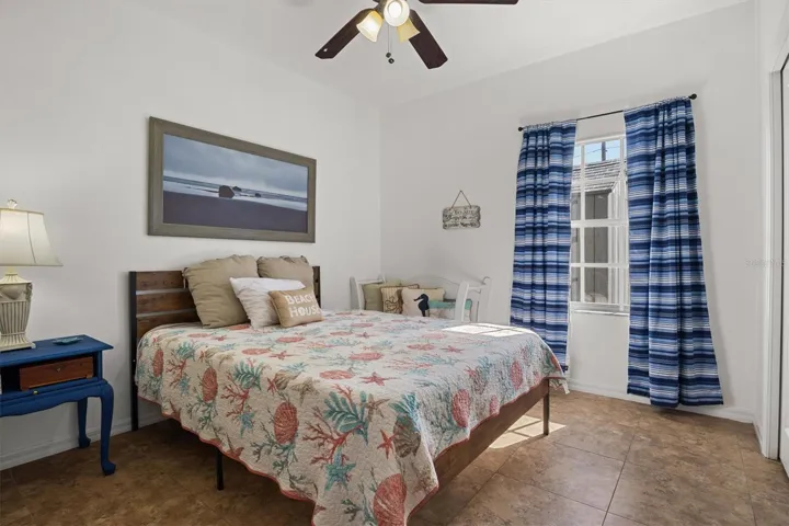 Bedroom 4 by living room