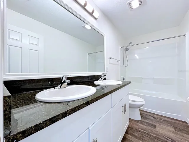 Guest Bathroom #2 Upstairs