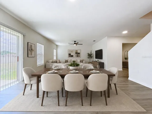 Dining room/living room
