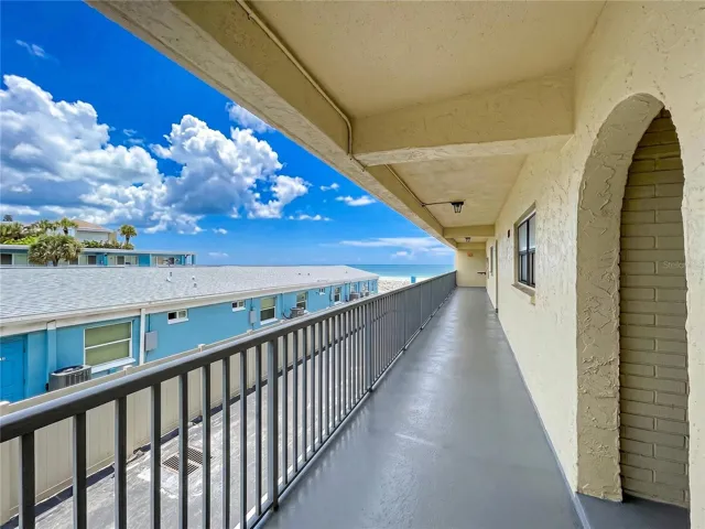 Walkway to unit