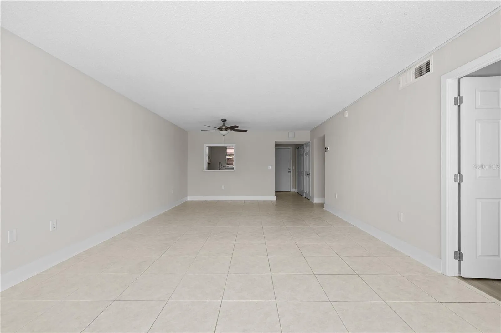 Spacious living and dining area