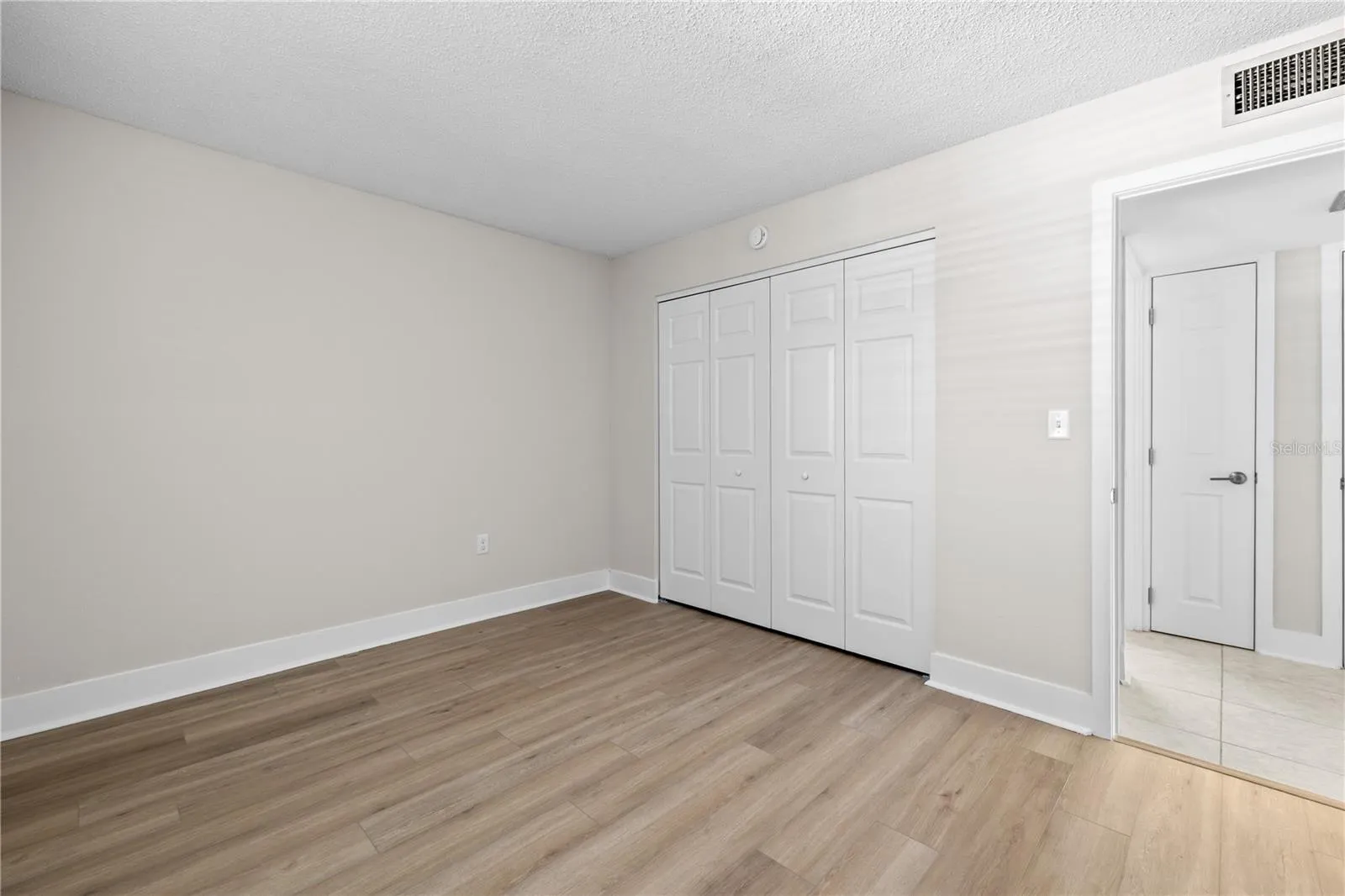 Spacious guest bedroom