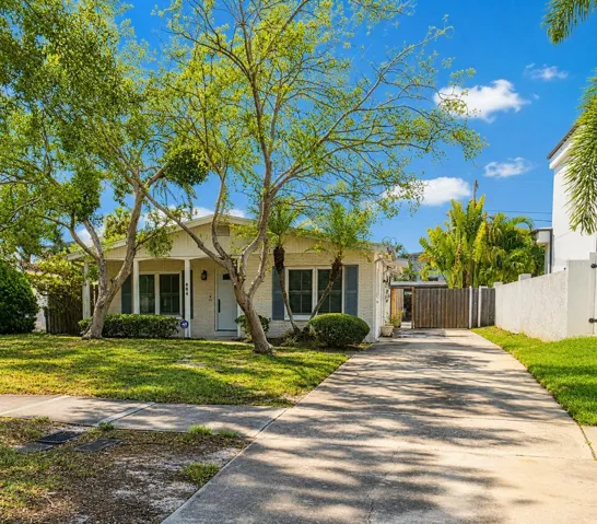 Block 2 Bed 2 Bath with Den (was 3rd Bedroom)