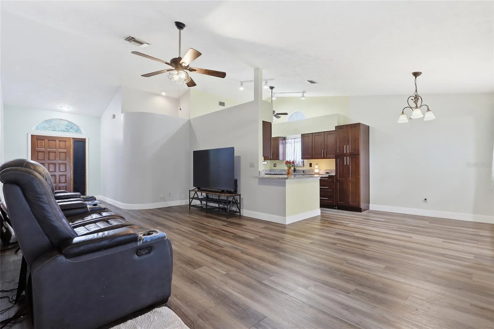 1405 E Frances Ave, Plant City, Florida 33563 — photo 3