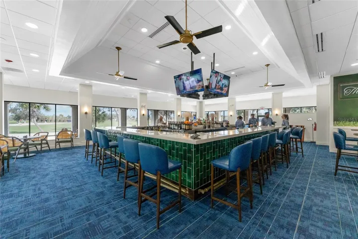 Restaurant/Bar