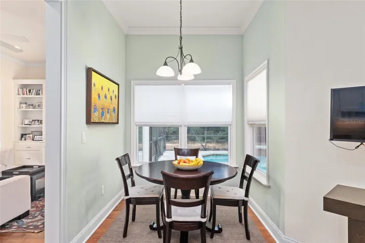 BREAKFAST ROOM