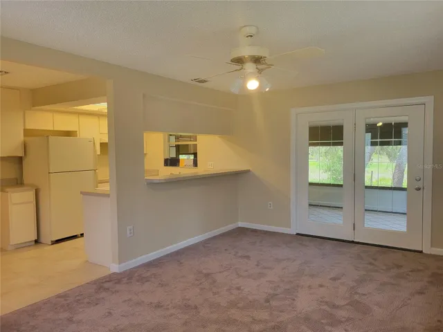 French doors to lanai
