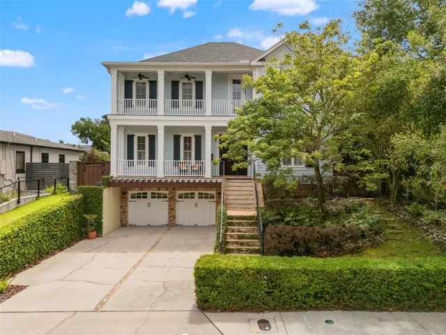 Oversize garage with driveway parking