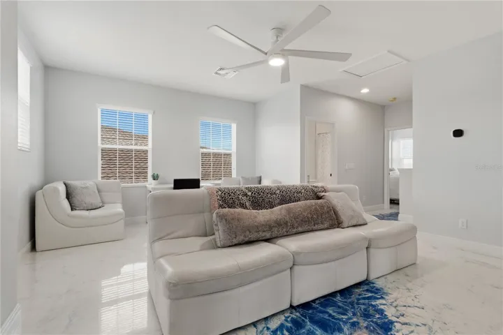 2nd Floor Loft Area