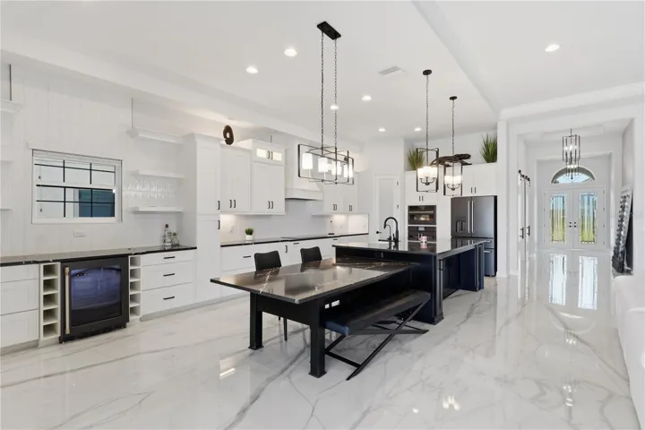 Built in Dinning Table