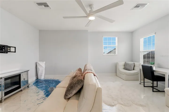 2nd floor Loft