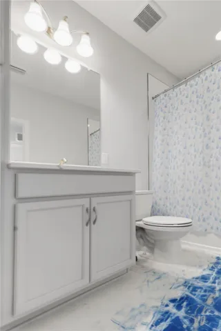 2nd Floor Bathroom