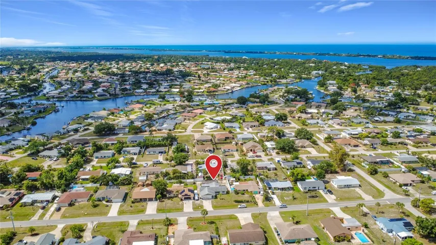 Overbrook Gardens with optional boating access nearby
