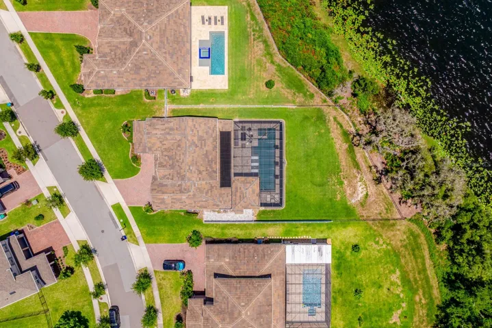 .40 lakefront acres.