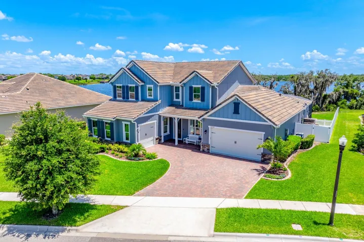 Waterfront luxury, state-of-the-art technology, unforgettable outdoor living, and one of the most impressive theater rooms you will find in a private residence – this is the opportunity you have been waiting for. Call today to schedule a private tour!
