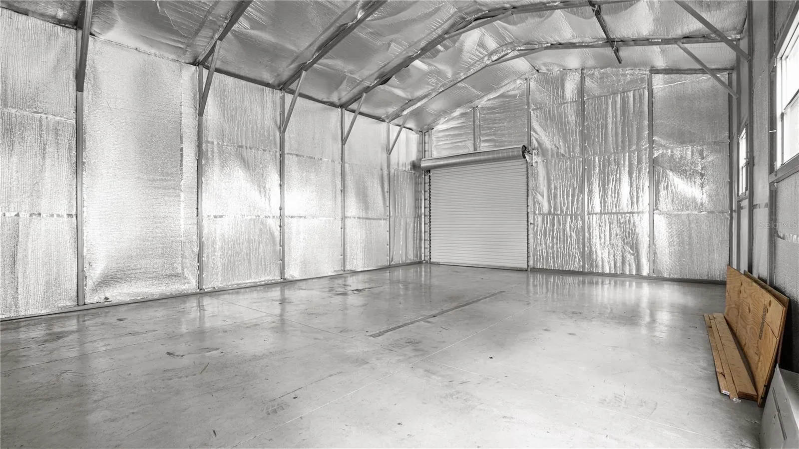 30'L x 22' W x 12' H