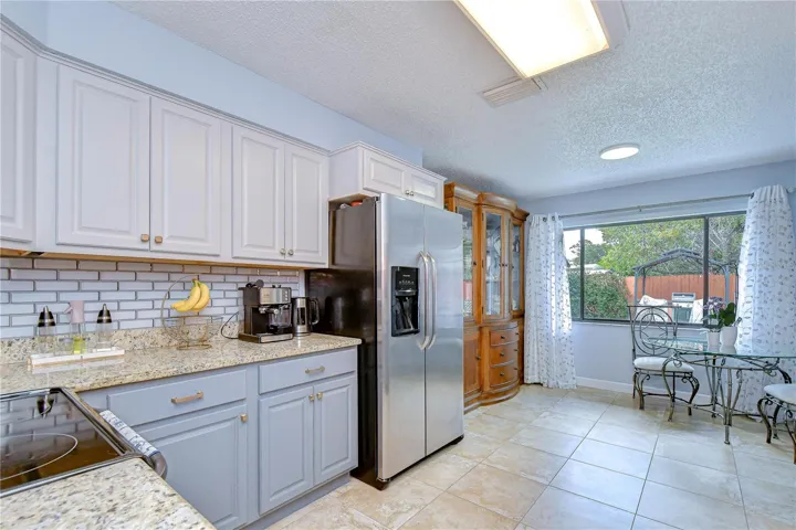 Eat in breakfast area in kitchen.