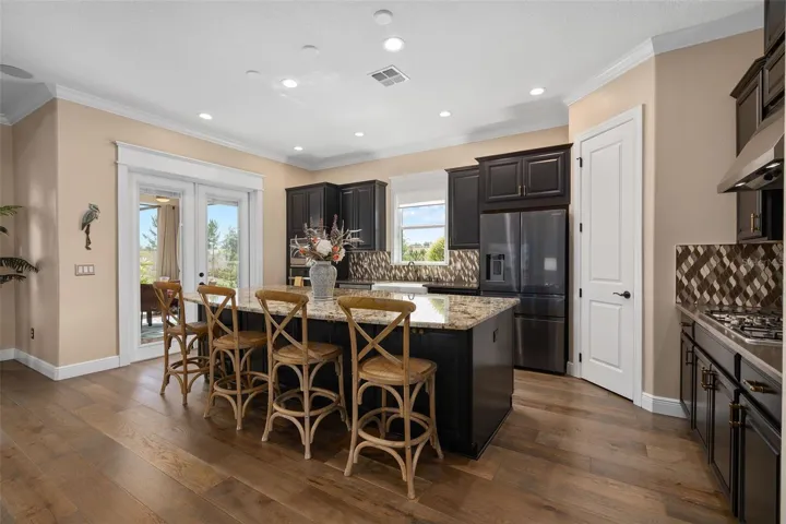 What a beautiful Kitchen with a Corner Pantry