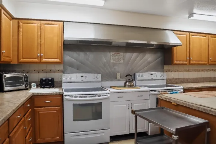 Community Kitchen