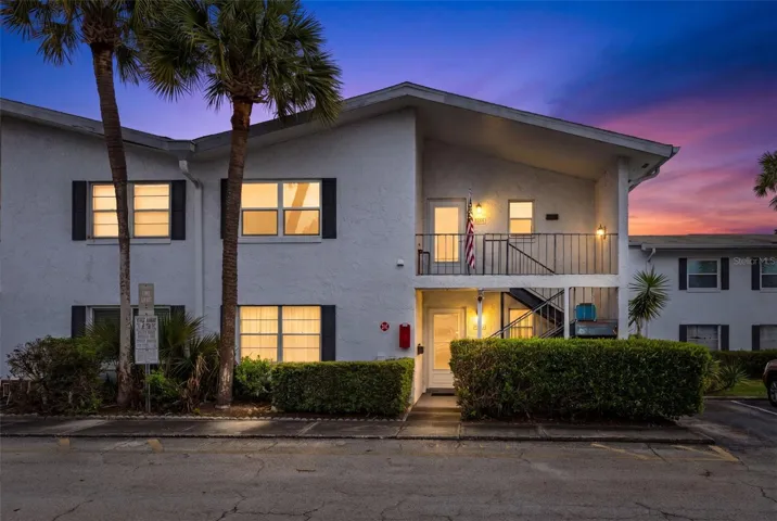 6075 Amberly Ct. is ready for it's new owner!
