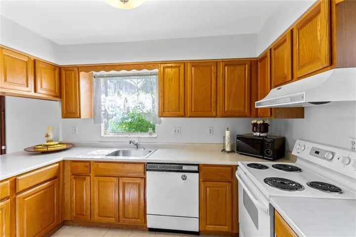 Solid Wood Cabinets