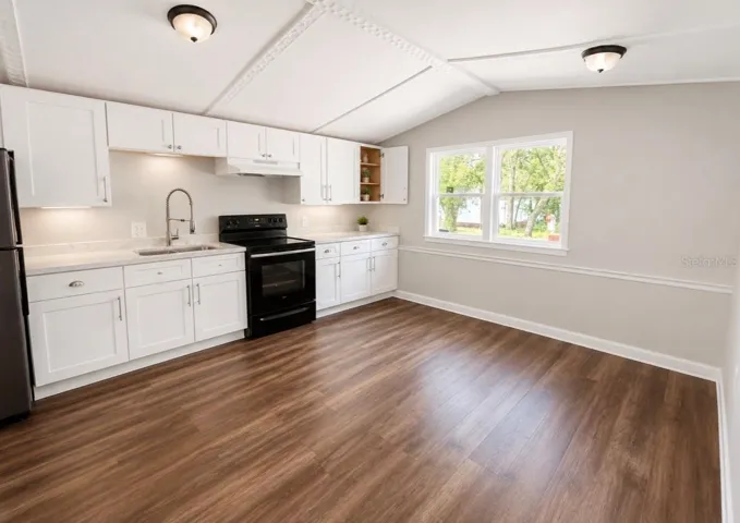 Kitchen and nook area