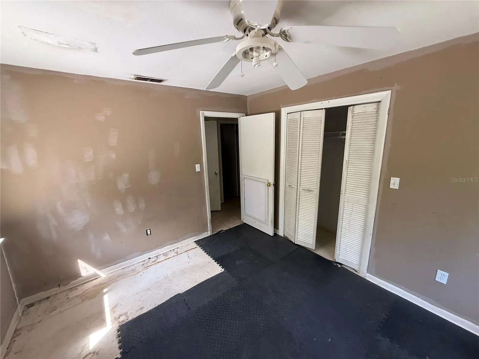 6904 Pinetree Ln E, Lakeland, Florida 33811 — photo 14