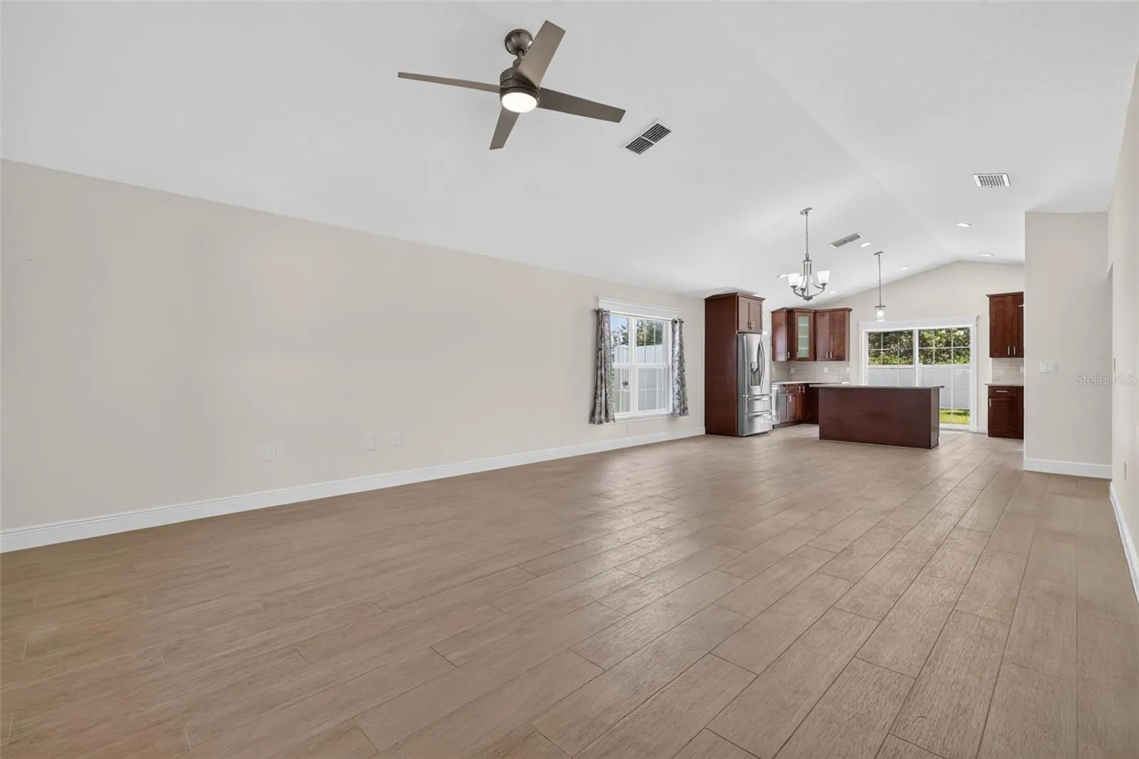 Living/Dining Room